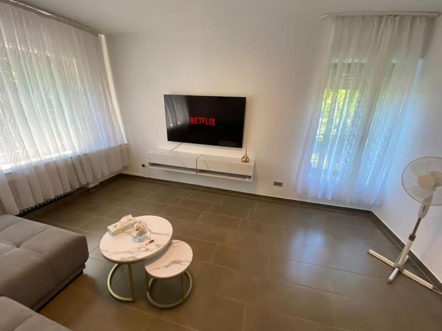 Ferien-Villa Direkt Am Rhein Sauna/Whirlpool Gotterswickerhamm Luaran gambar