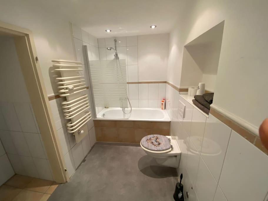 Ferien-Villa Direkt Am Rhein Sauna/Whirlpool Gotterswickerhamm Luaran gambar